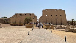 Karnak 1